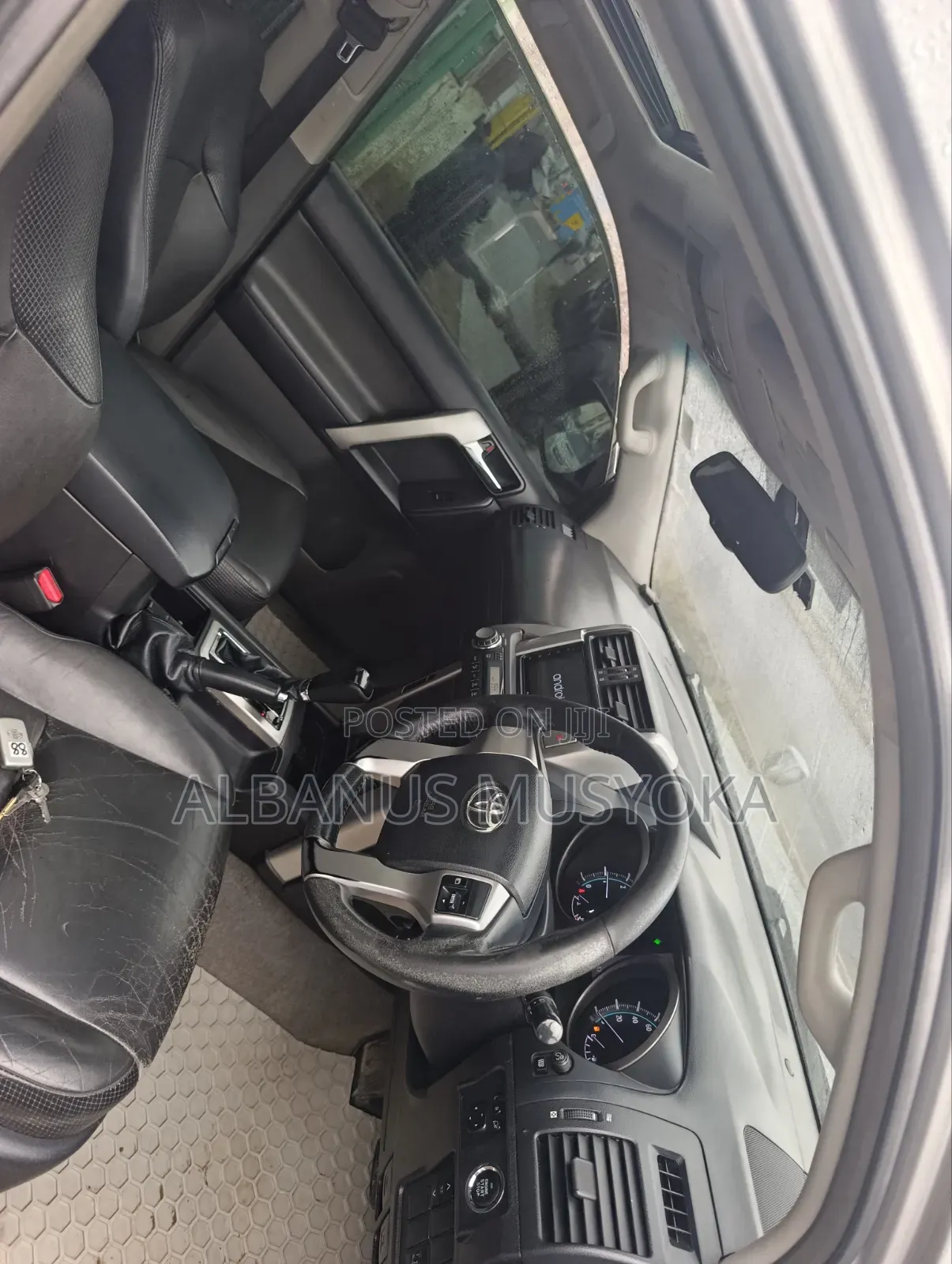 Toyota Land Cruiser Prado 2012 Silver