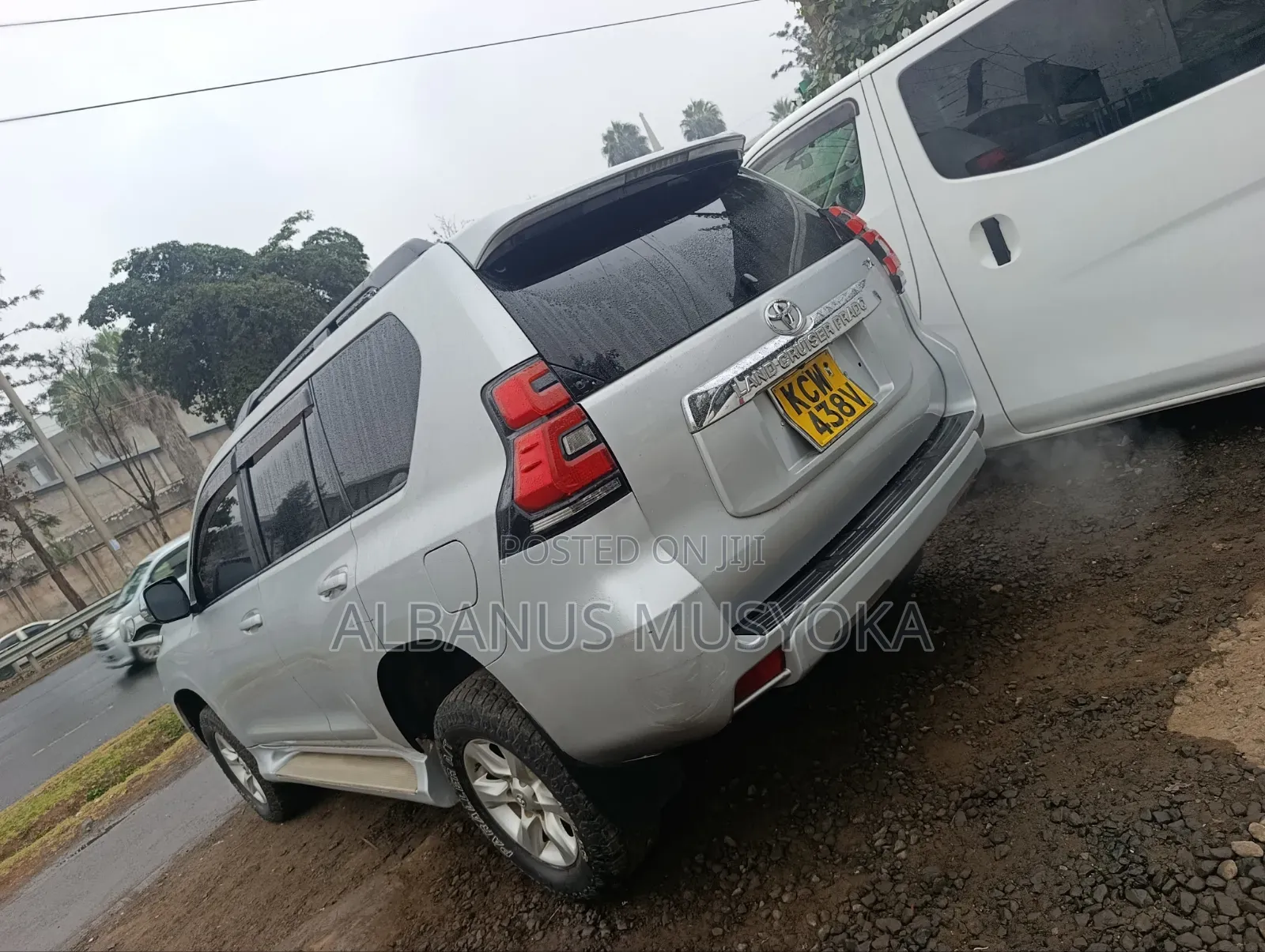 Toyota Land Cruiser Prado 2012 Silver