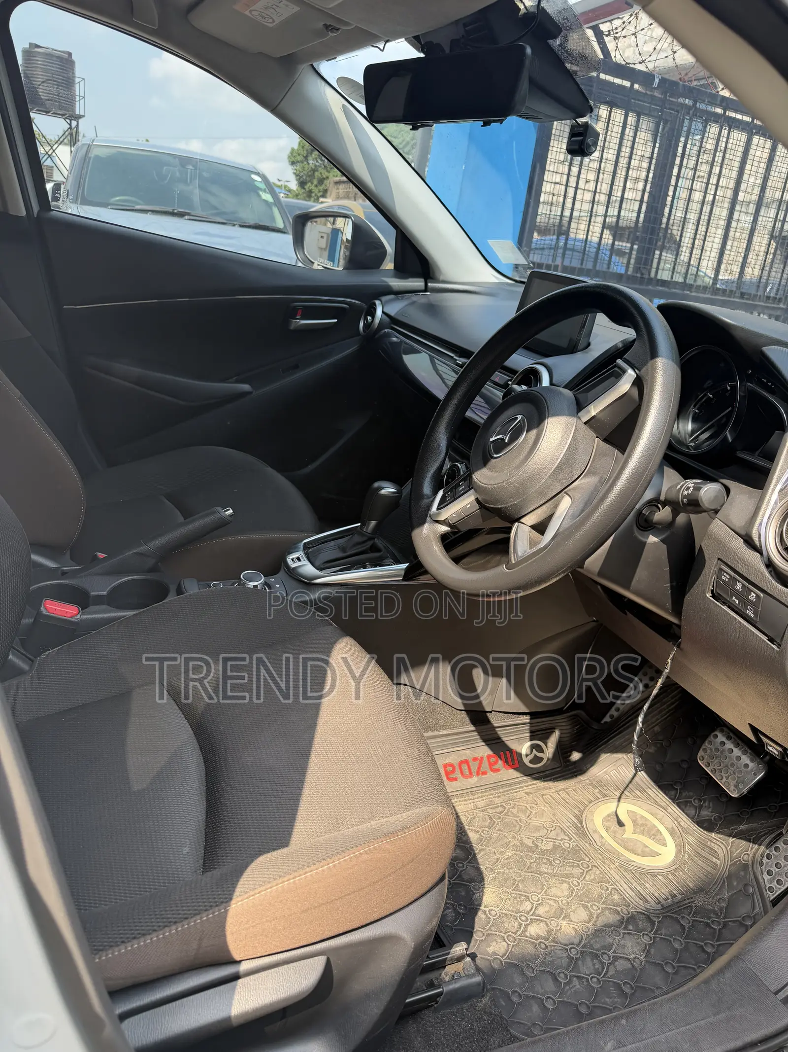 Mazda Demio 2019 Gray