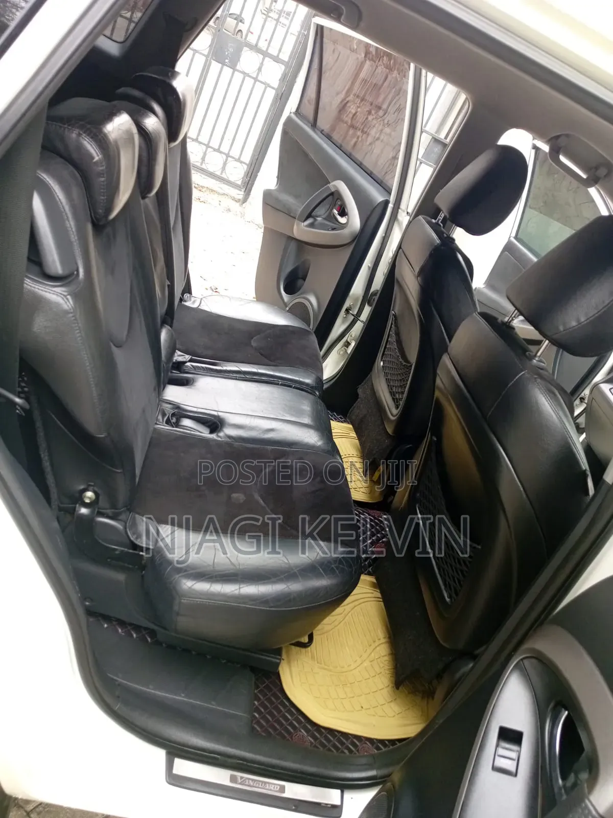 Toyota Vanguard 2009 Off white