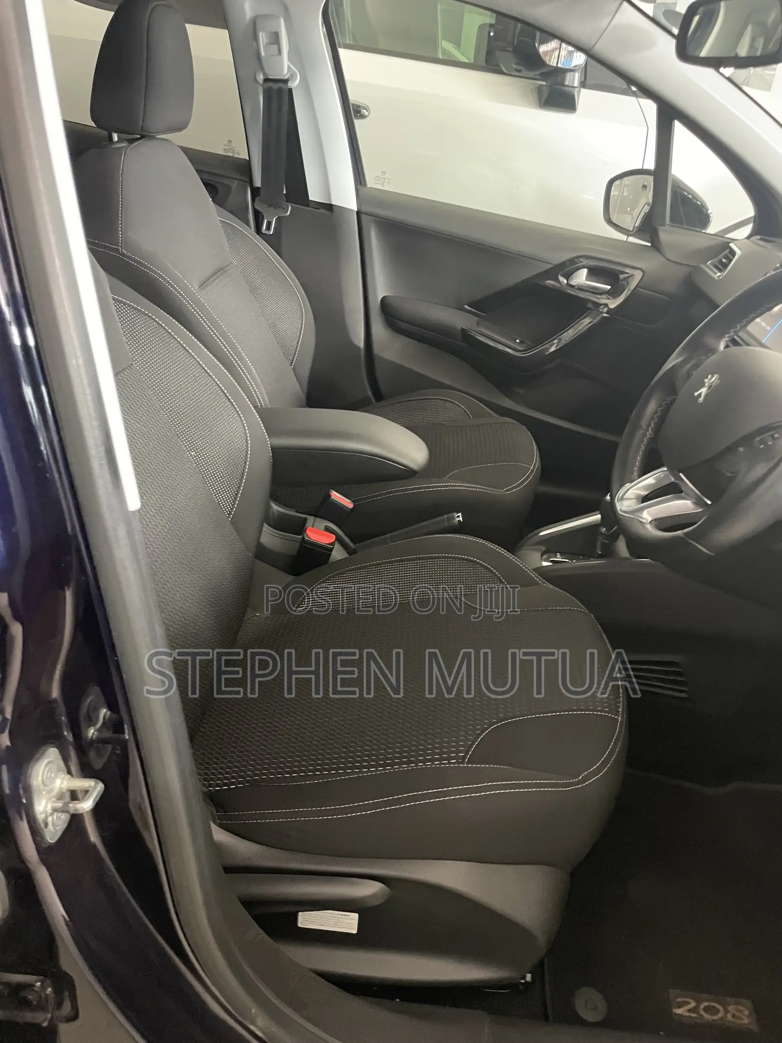 Peugeot 208 2019 Blue