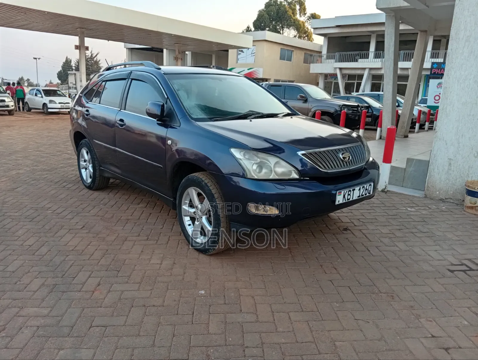 Toyota Harrier 2006 Blue