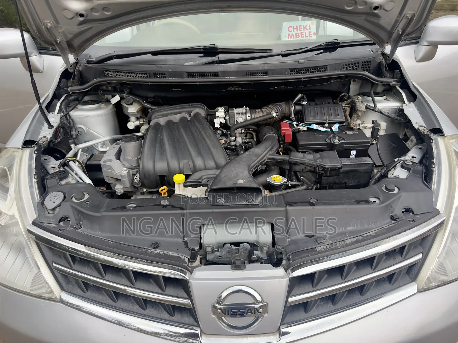 Nissan Tiida 2012 Silver