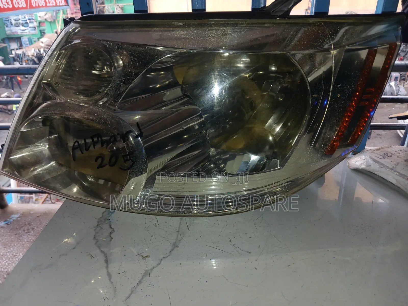 Toyota Alphard 2005 Headlight