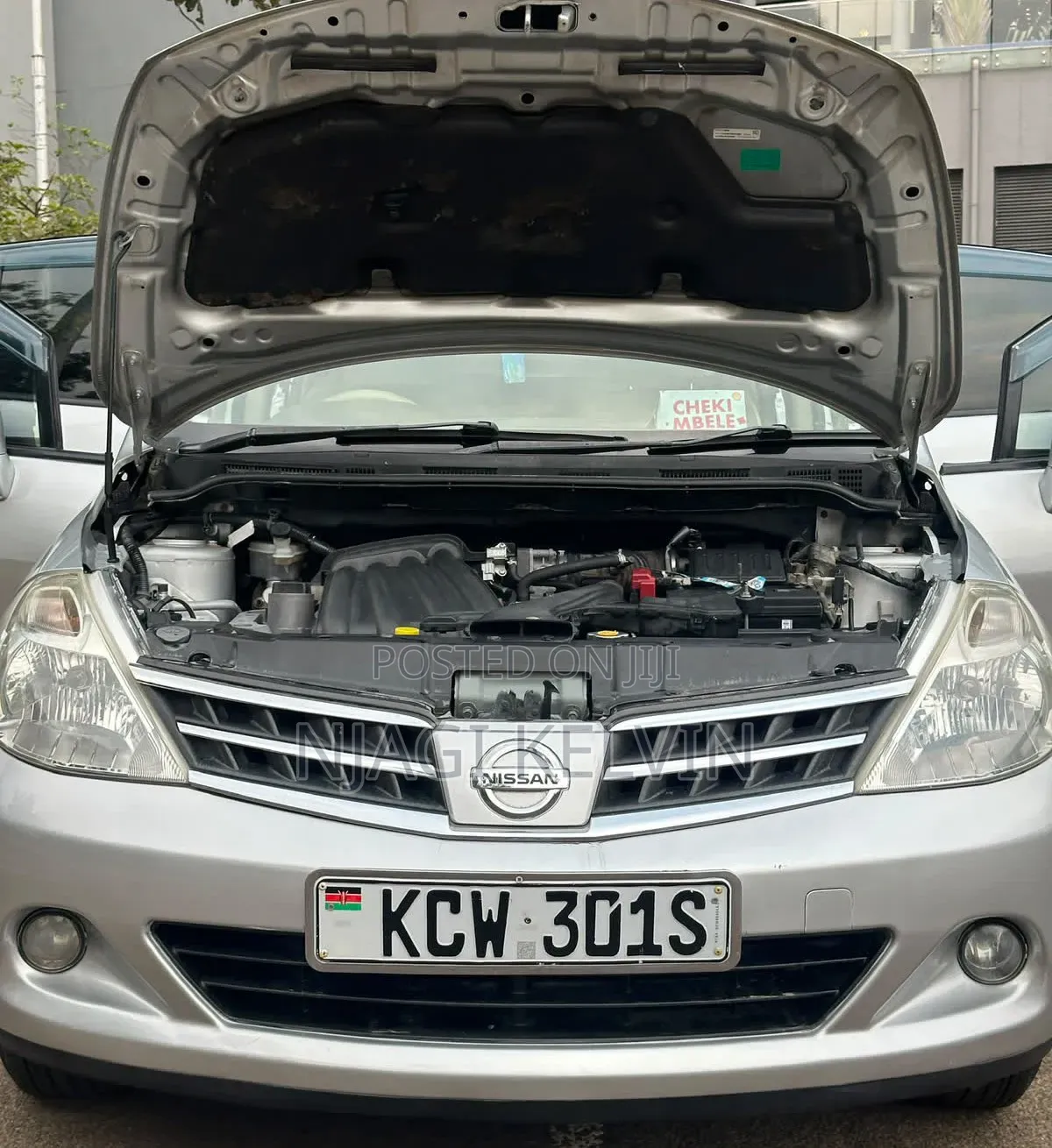 Nissan Tiida 2012 Silver