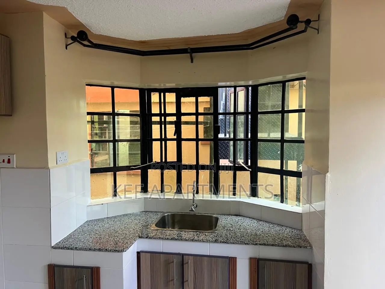 Studio Apartment in Wema Court, Gateway Mall Area for rent