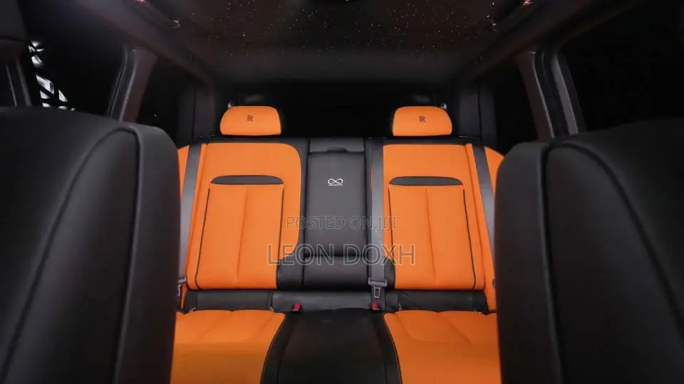Rolls-Royce Cullinan Black Badge 2022 Black