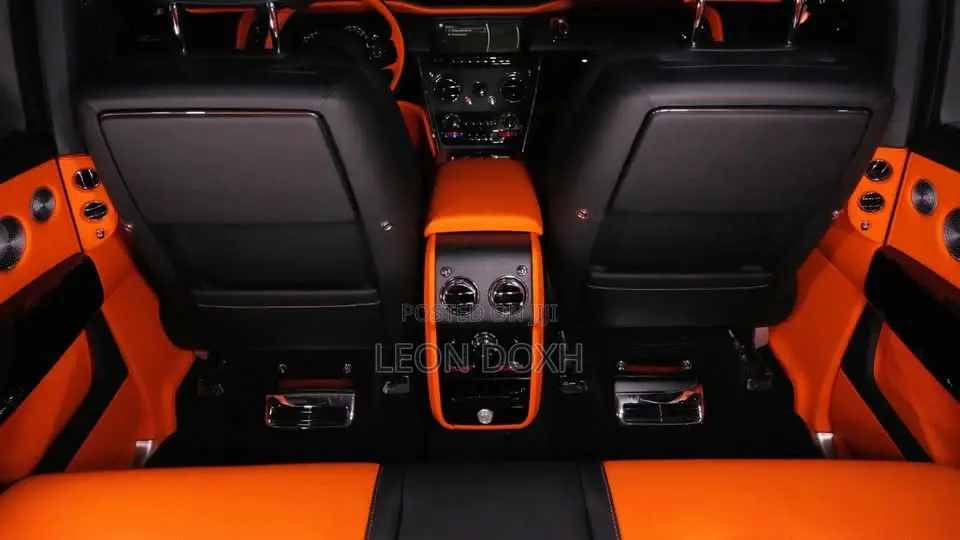 Rolls-Royce Cullinan Black Badge 2022 Black