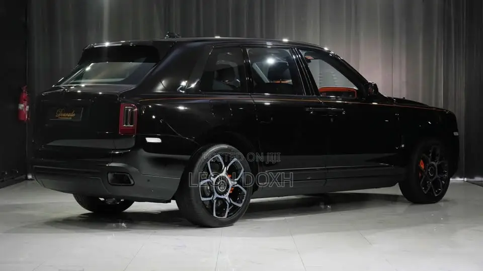 Rolls-Royce Cullinan Black Badge 2022 Black