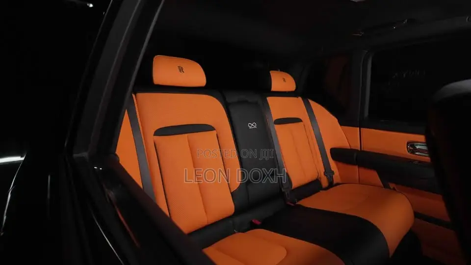 Rolls-Royce Cullinan Black Badge 2022 Black