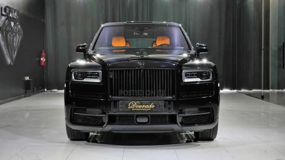 Rolls-Royce Cullinan Black Badge 2022 Black