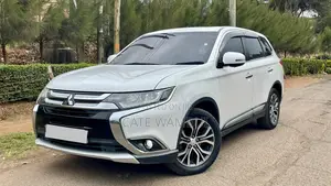 Mitsubishi Outlander 2016 White