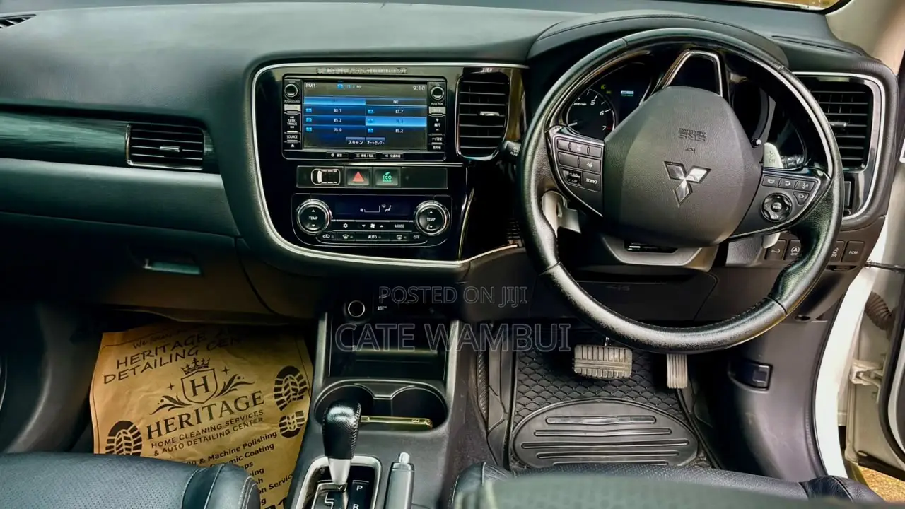 Mitsubishi Outlander 2016 White