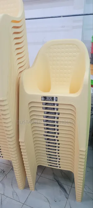 Cream Rok Plastic Chairs