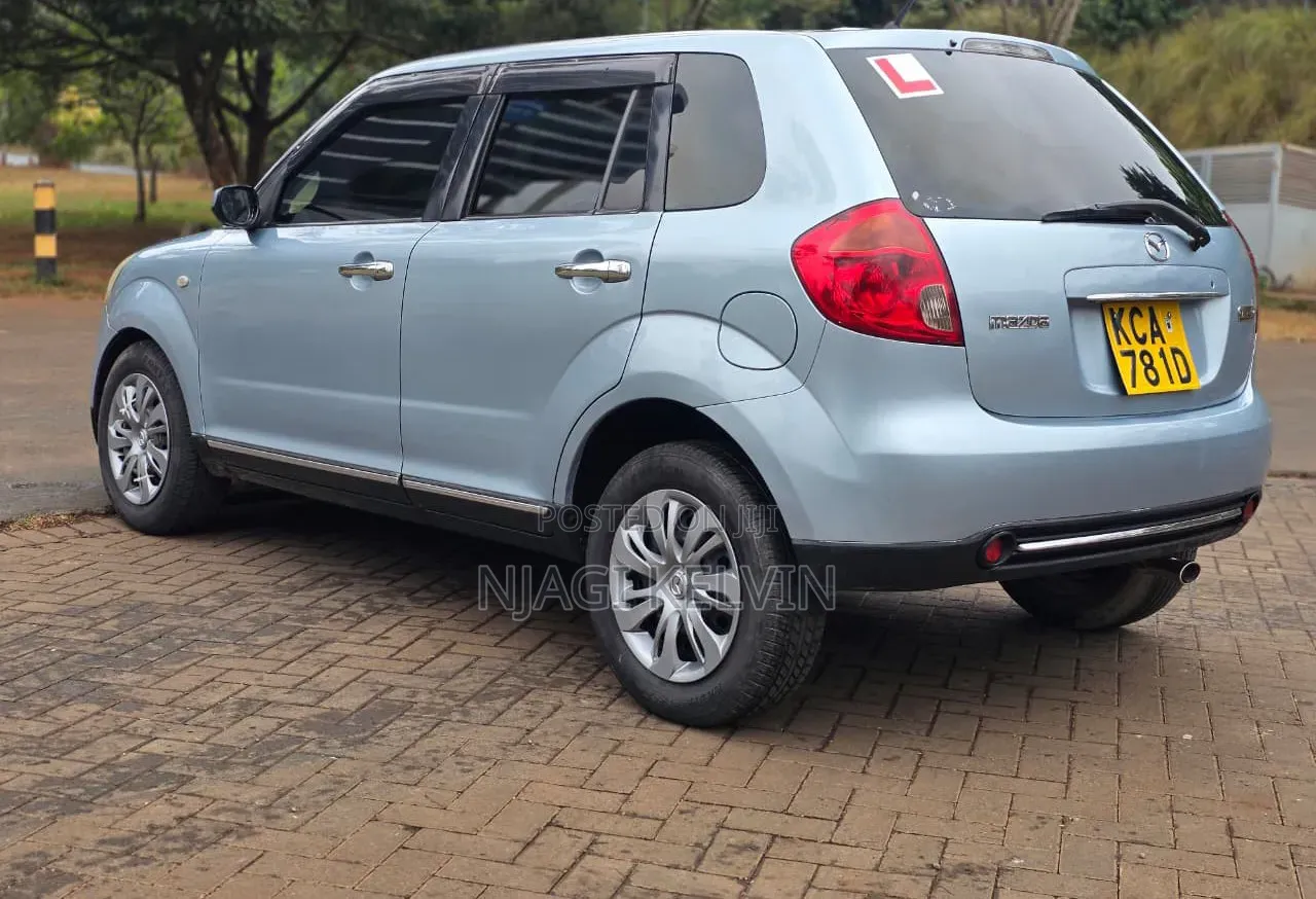 Mazda Verisa 2008 Blue