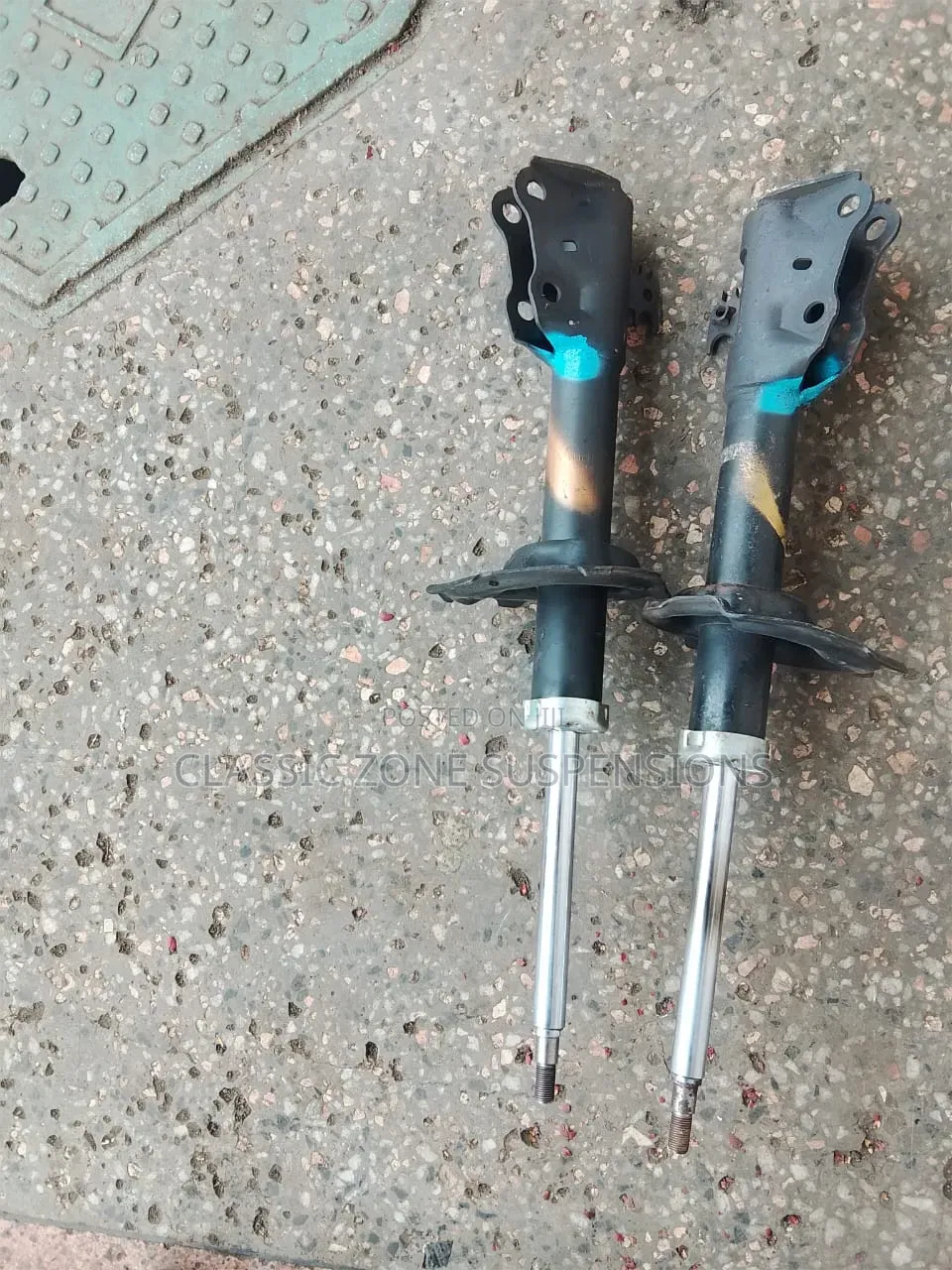 Toyota Sienta Shocks