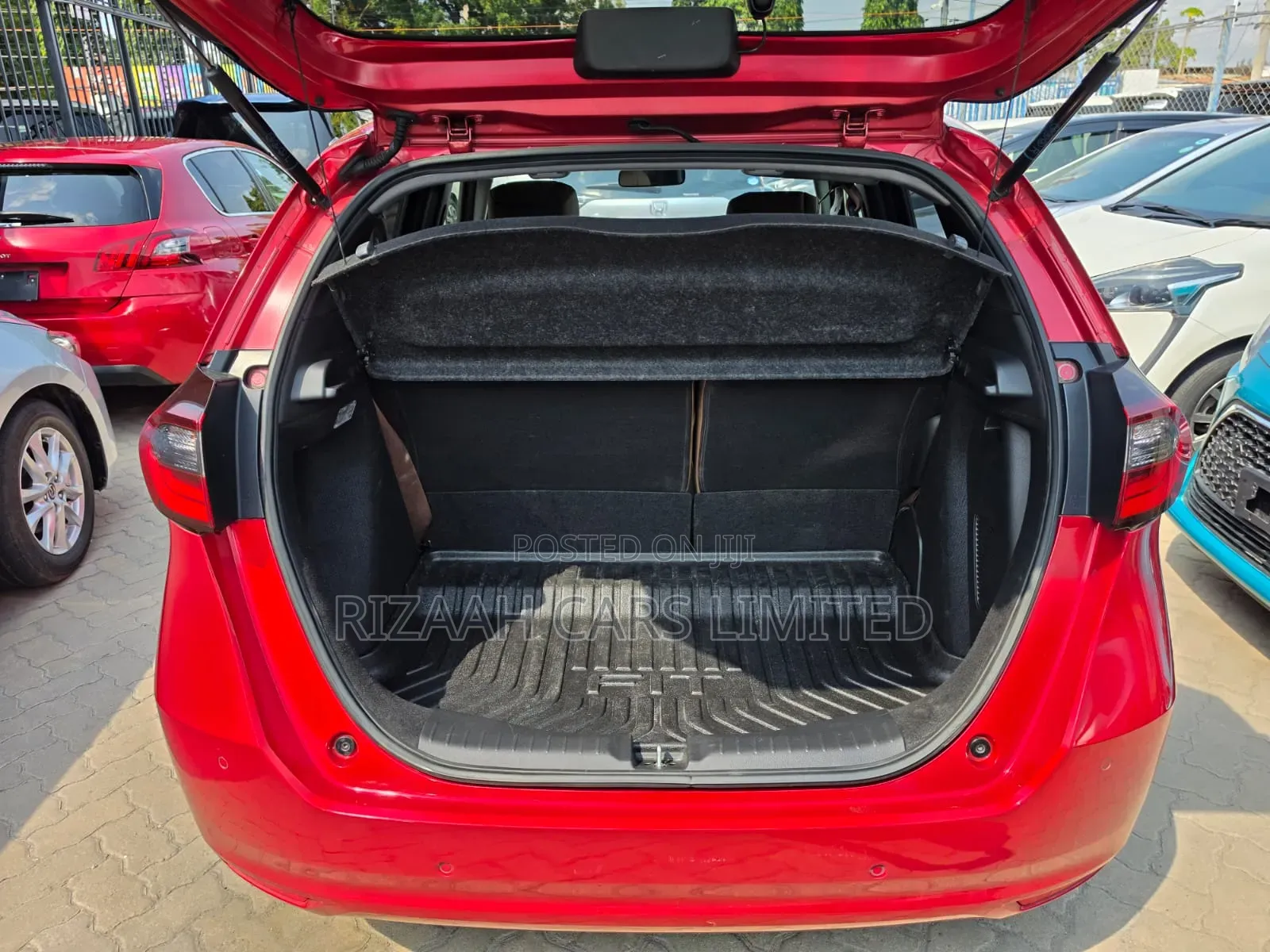 Honda Fit 2021 Red