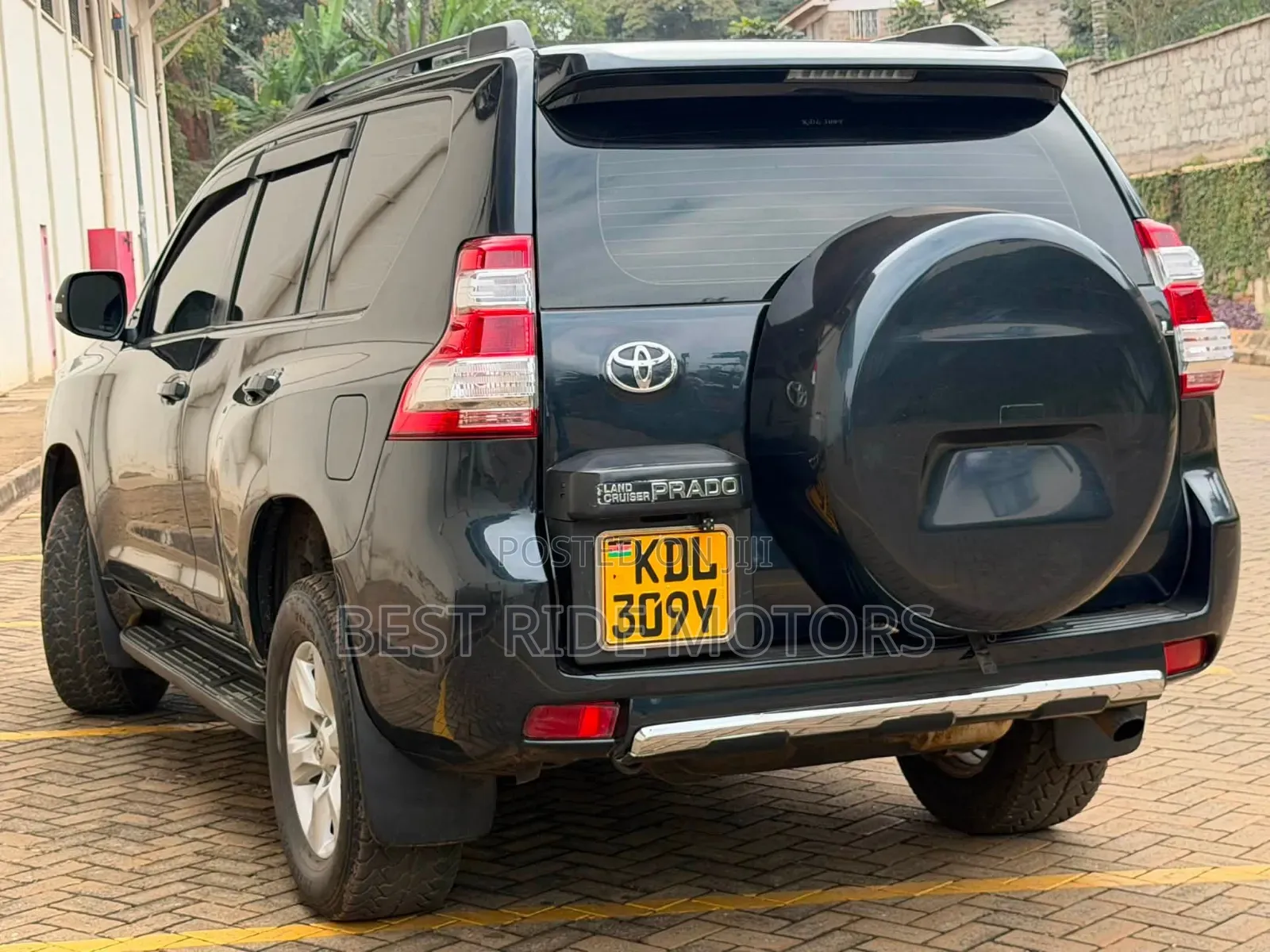 Toyota Land Cruiser Prado 3.0 TD 2011 Gray