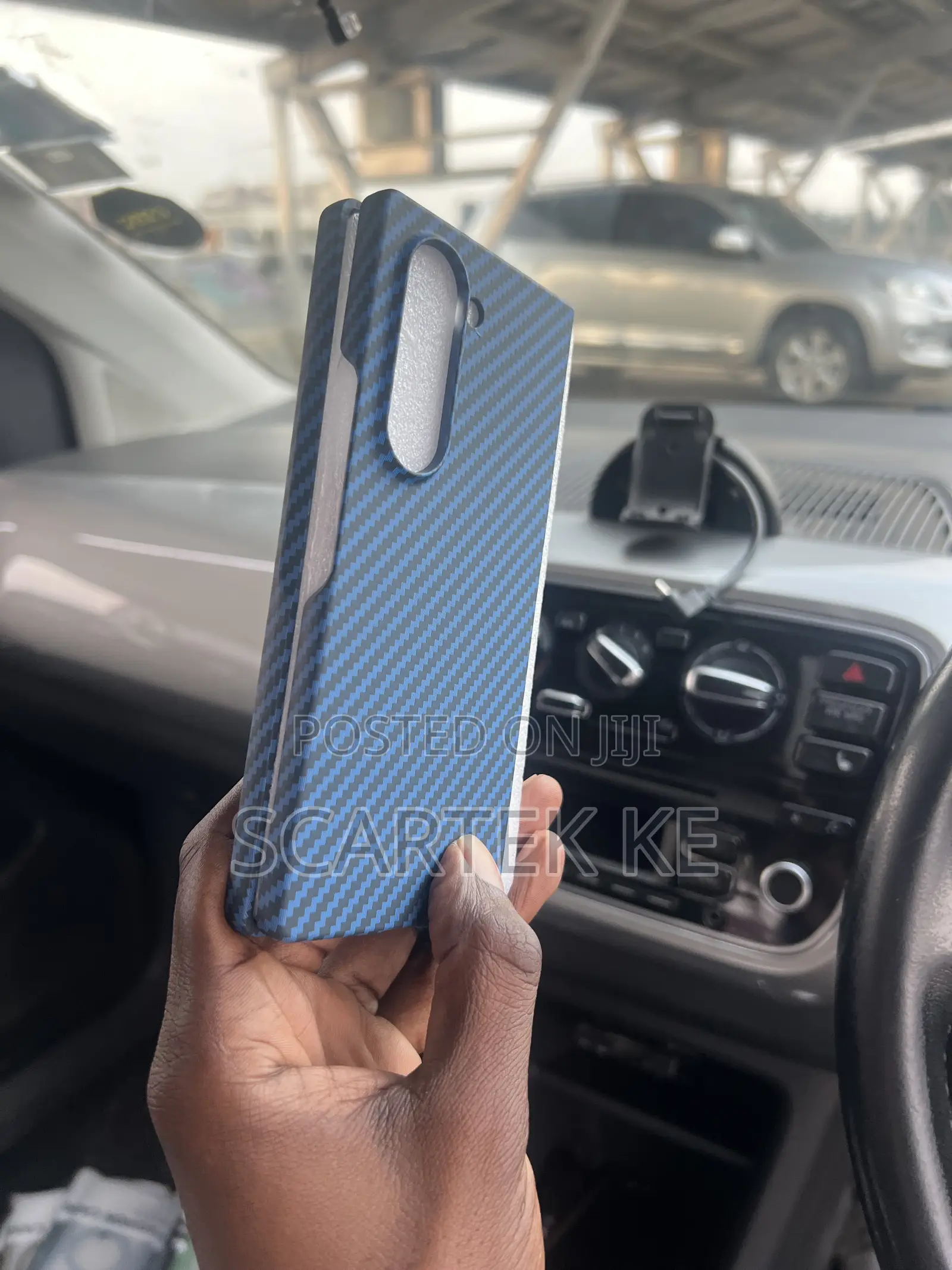 Luxury Carbon Fibre Tribal Samsung Z-Fold 6