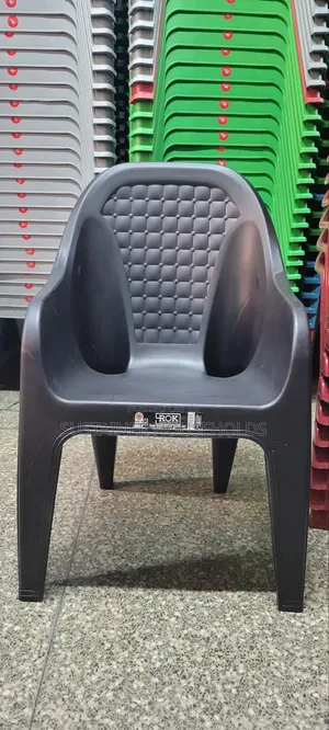 Black Chairs Black Plastic Chairs
