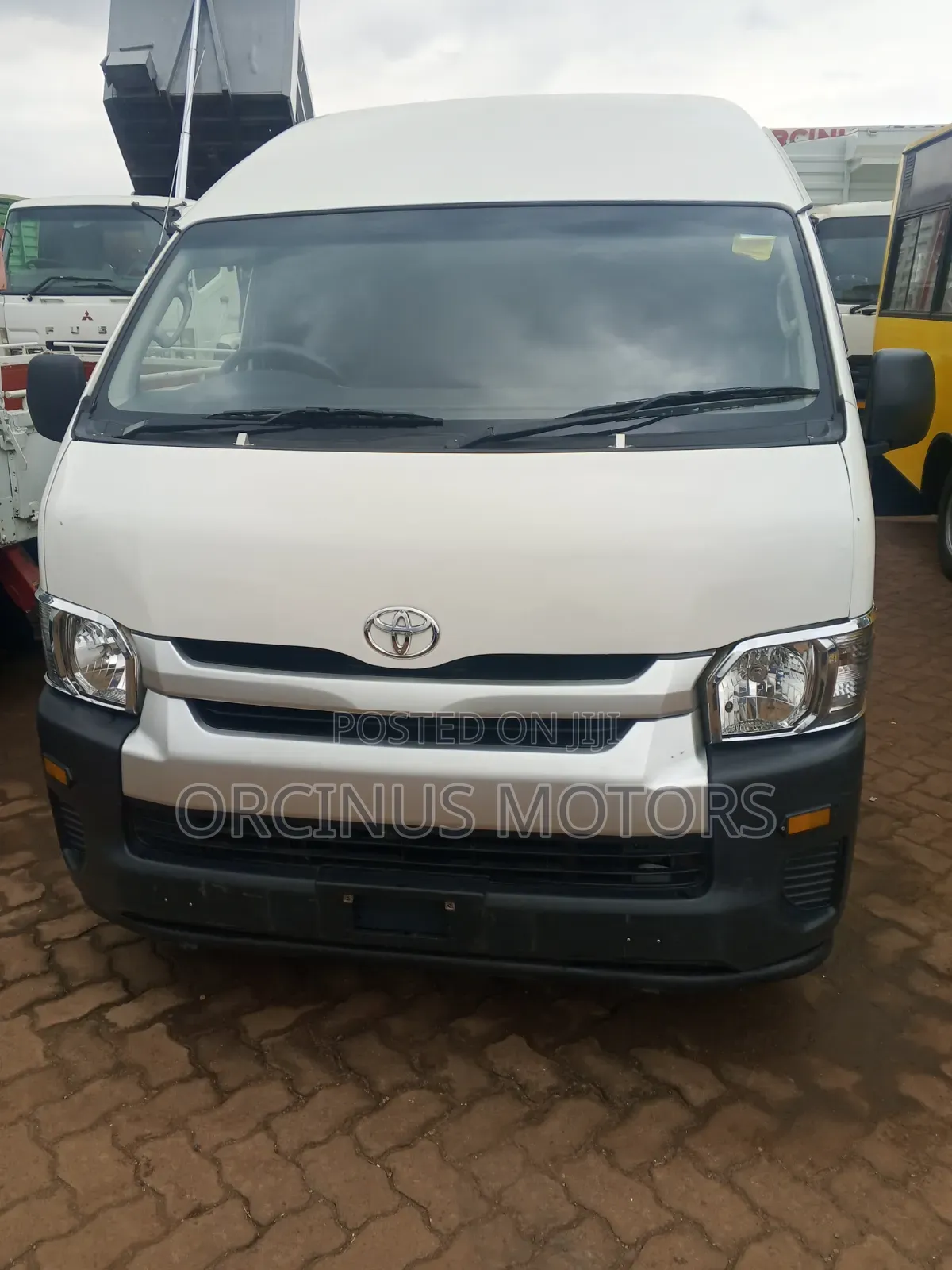 Toyota HiAce 2024 White
