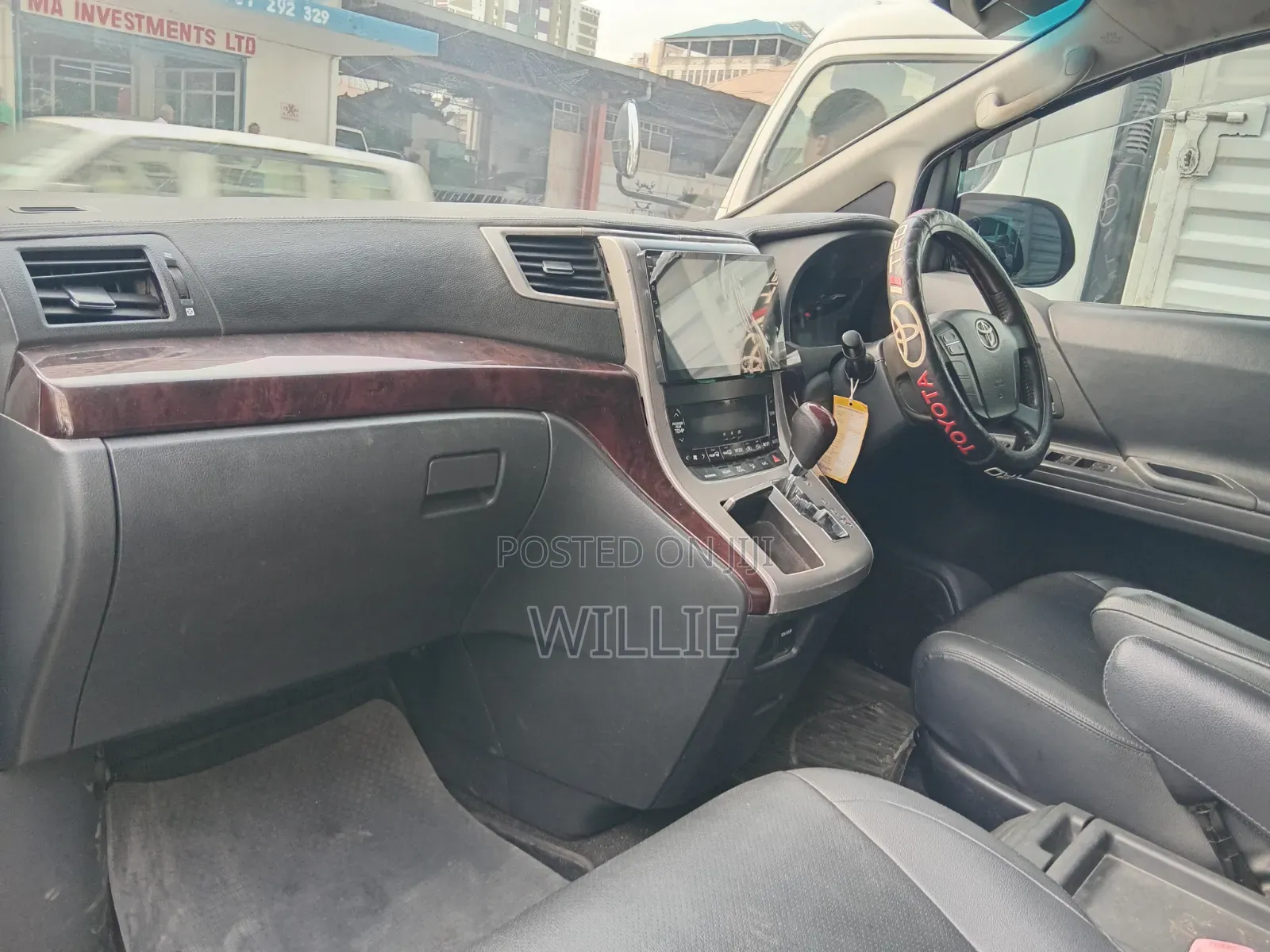 Toyota Alphard 2012 White