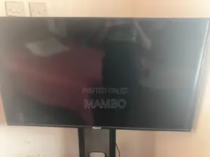 Skyworth Smart TV and Table Stand