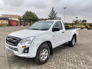 Isuzu D-MAX 2023 Pearl