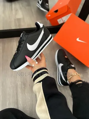 Nike Cortez Sneakers