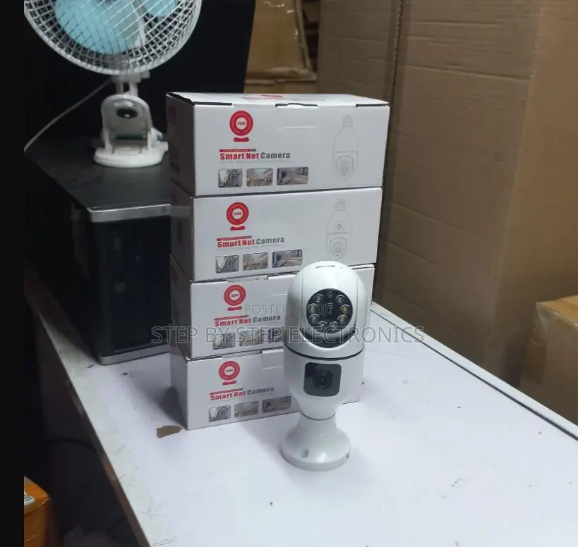 Intelligent Voice Monitoring Dual Lens PTZ WiFi Bulb Camera