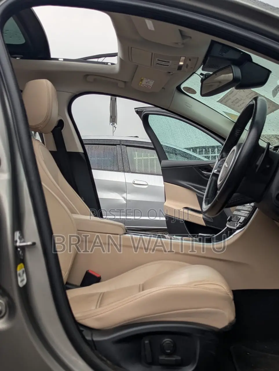 Jaguar XE 2018 Beige