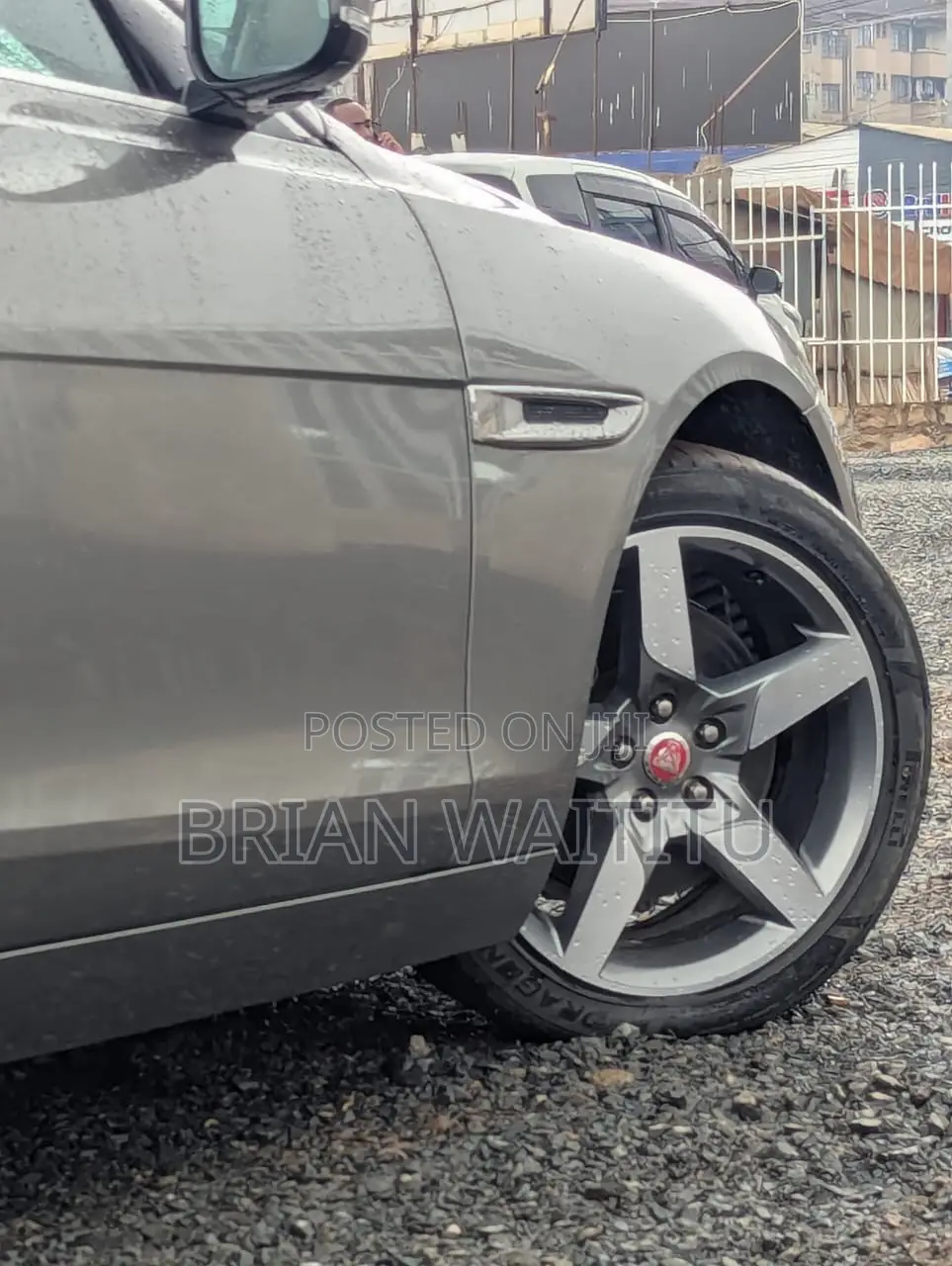 Jaguar XE 2018 Beige