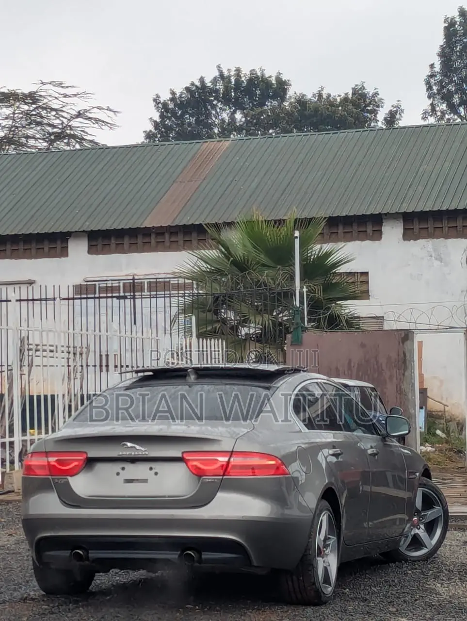Jaguar XE 2018 Beige