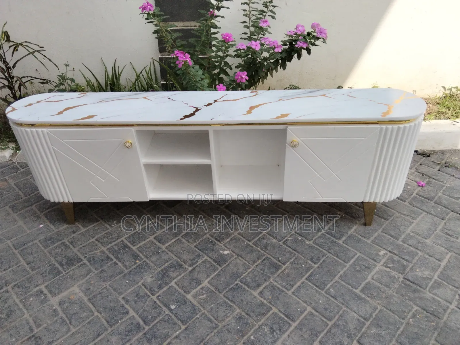 6 Ft Modern TV Stand