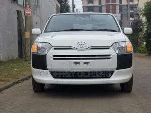 Toyota Succeed 2019 White