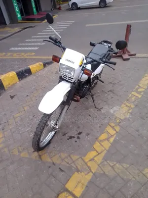 Yamaha DT175 2022 White