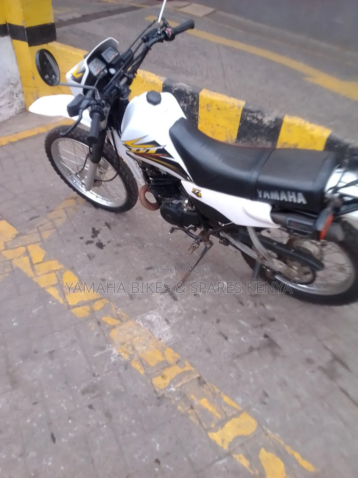 Yamaha DT175 2022 White