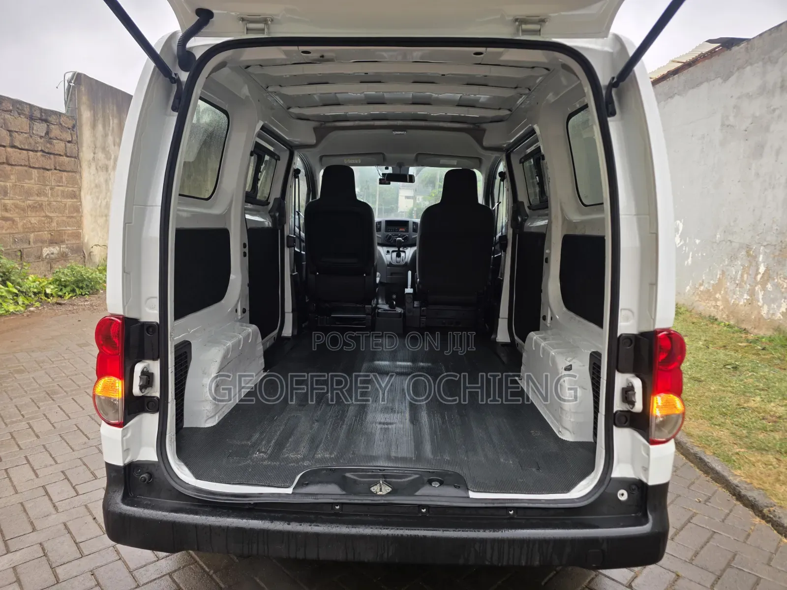 Nissan NV200 2020 White