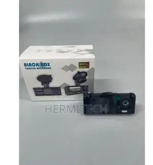 3 in 1 Car DVR With Front Rear Cameras for Daily Road Recording