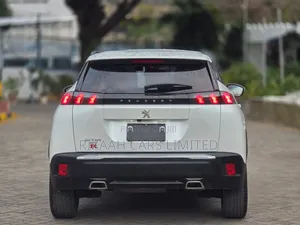 Peugeot 2008 2021 White