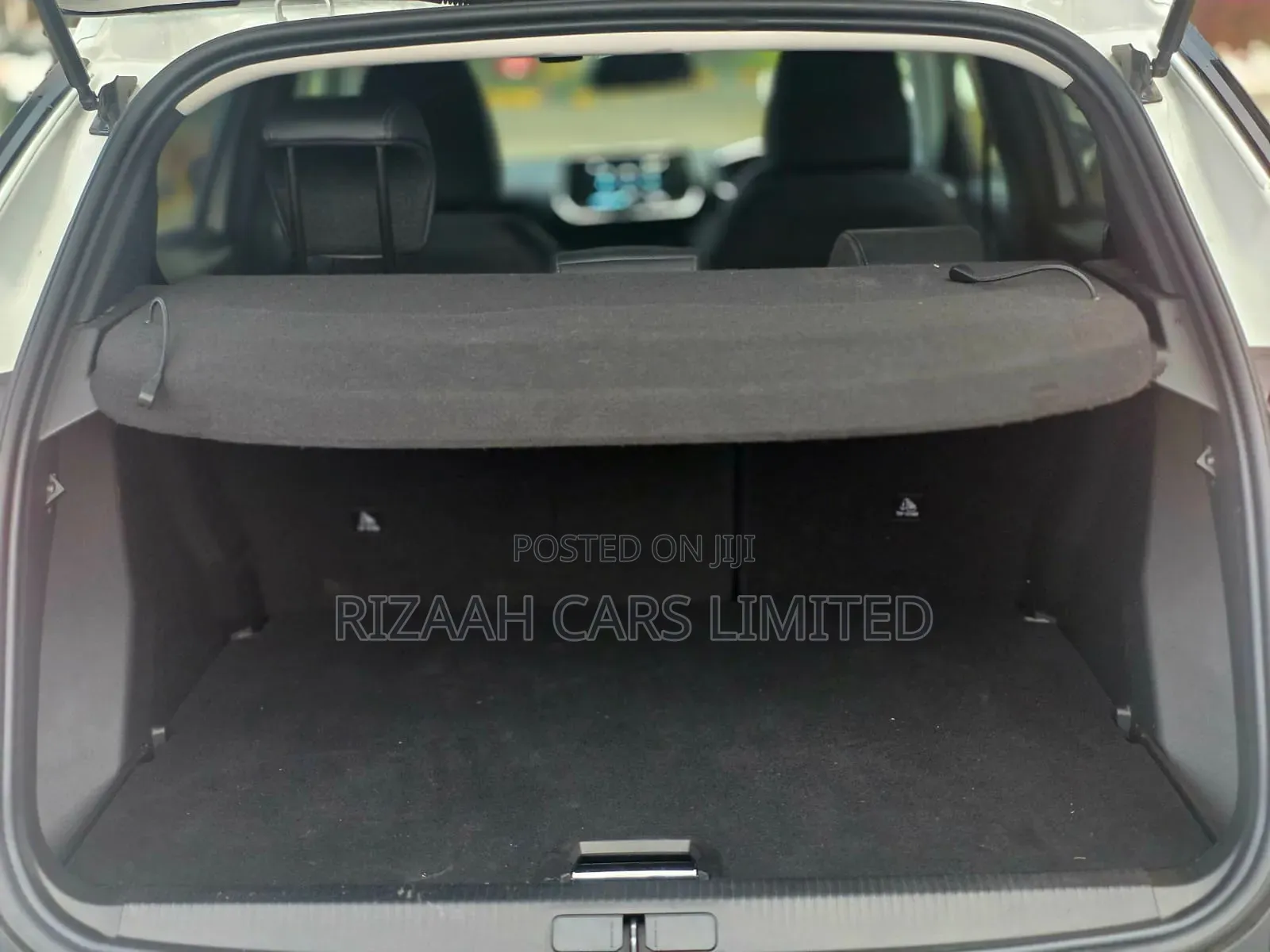 Peugeot 2008 2021 White