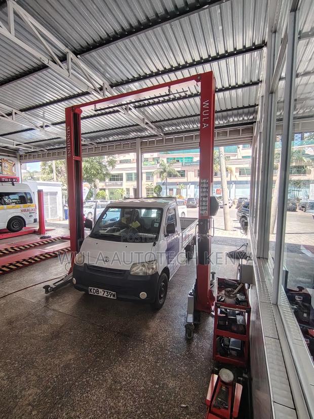 4tns Professional 2post Carlift Machine Sunshine Italy