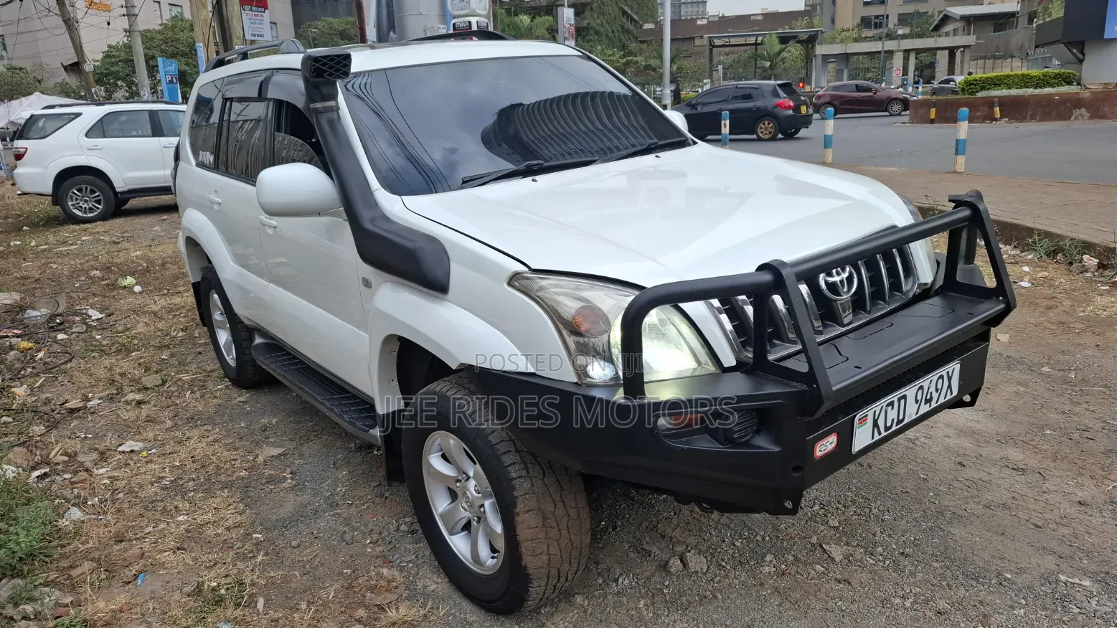 Toyota Land Cruiser Prado 2008 White