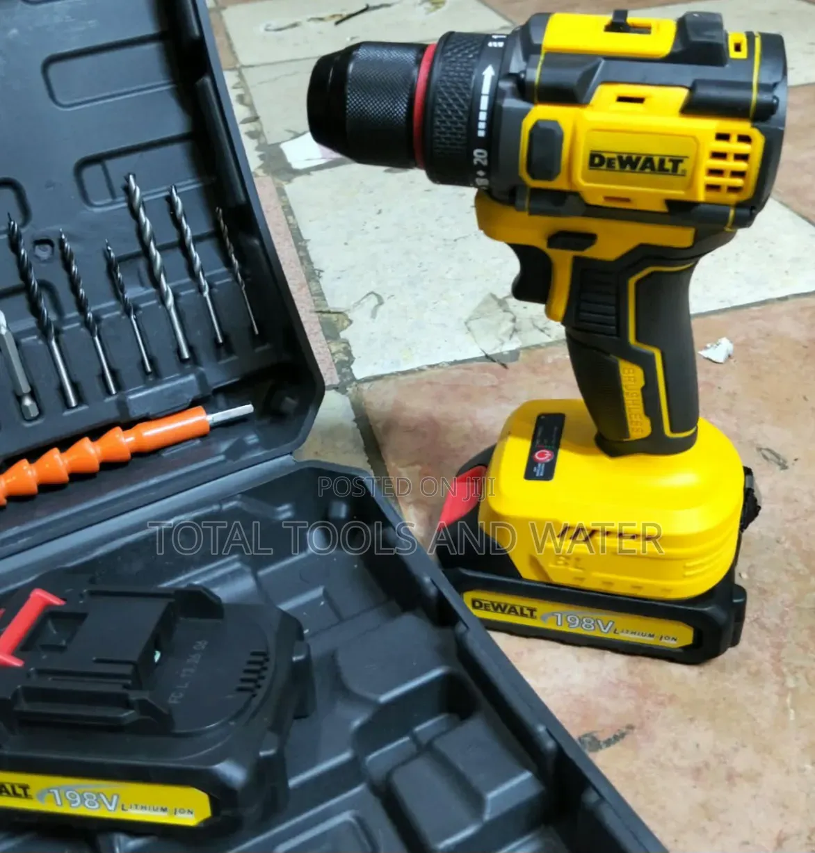 DeWalt Brushless Drill 198V 2 Battery Charger 1 Year Warranty