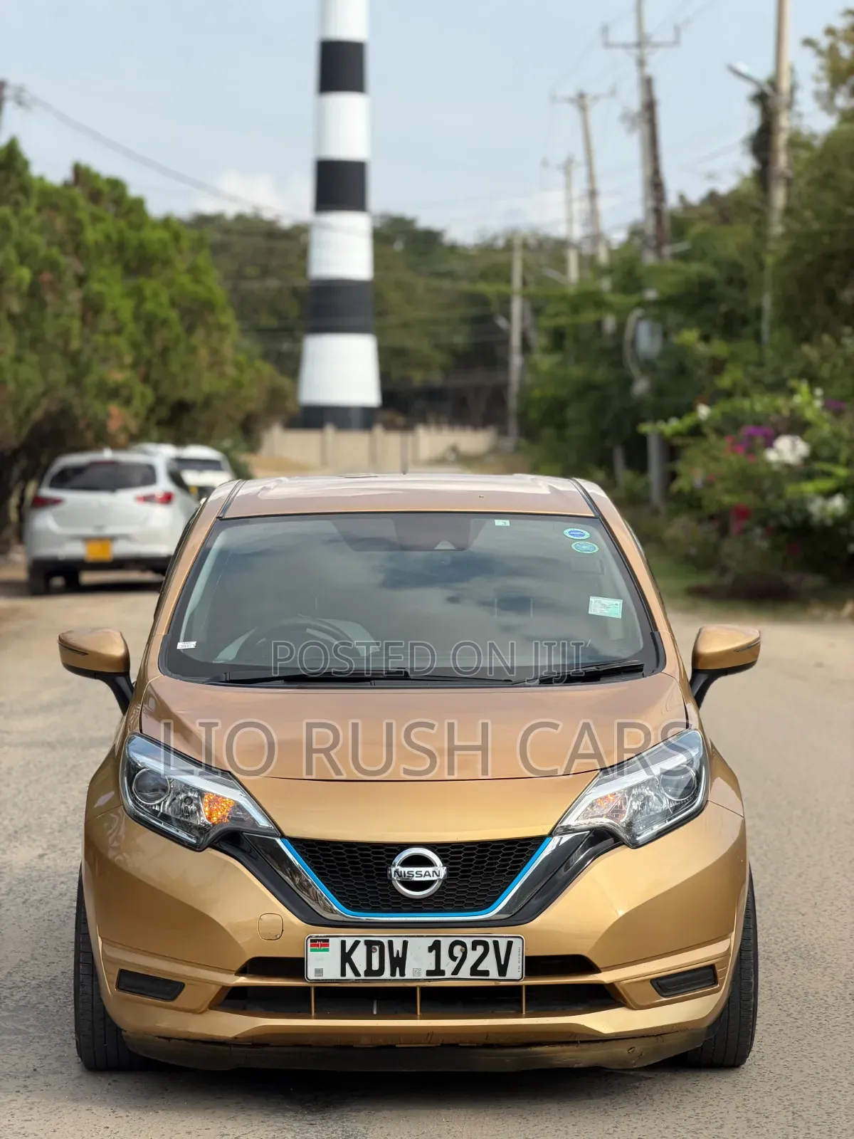 Nissan Note 2018 Gold