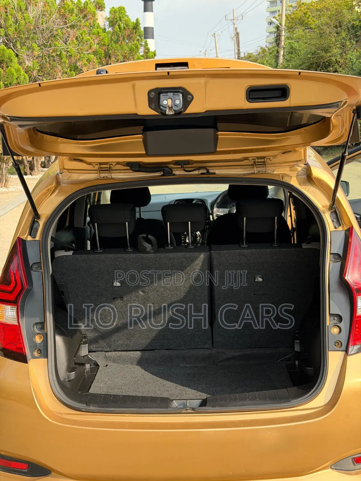 Nissan Note 2018 Gold