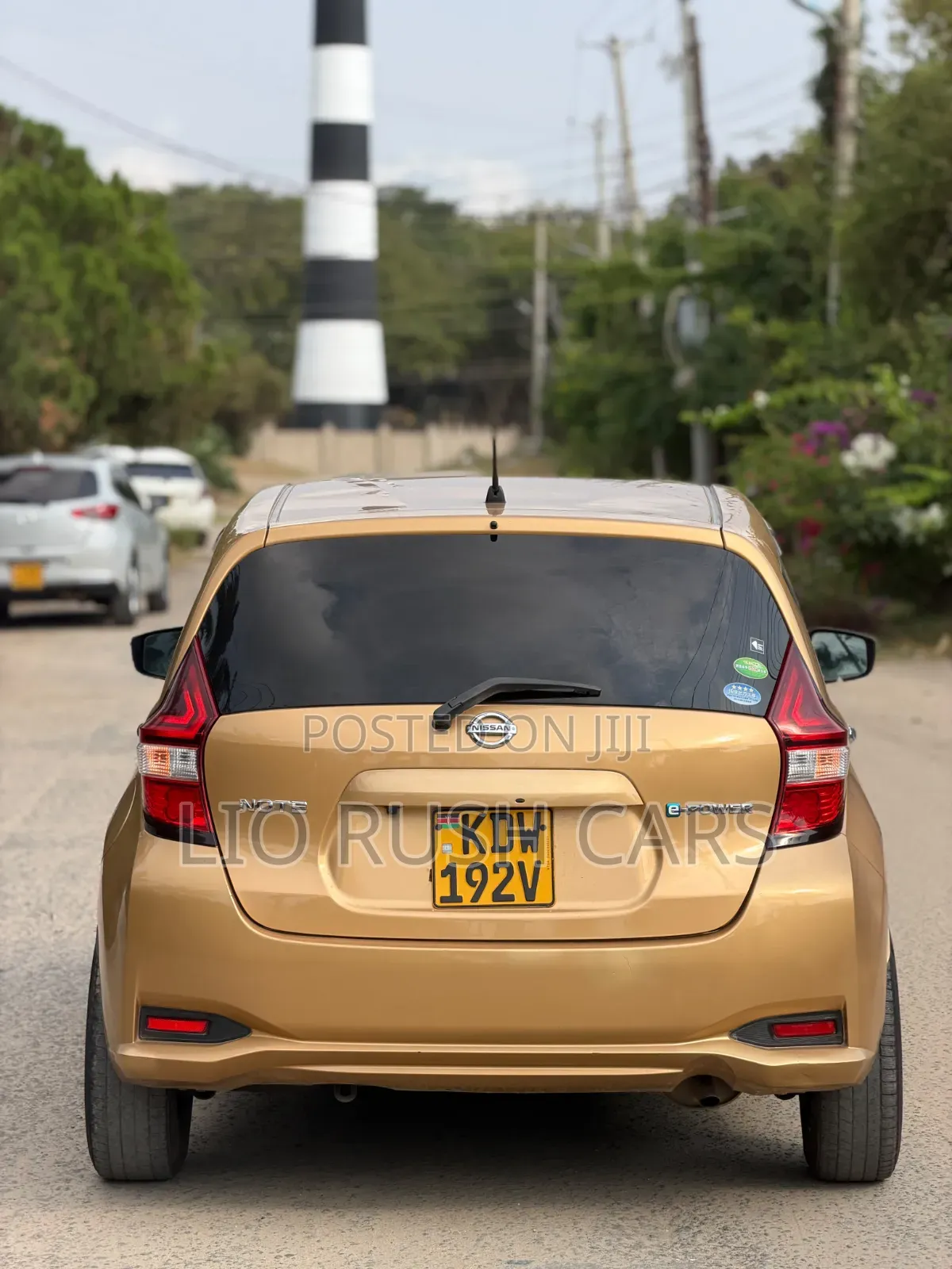 Nissan Note 2018 Gold