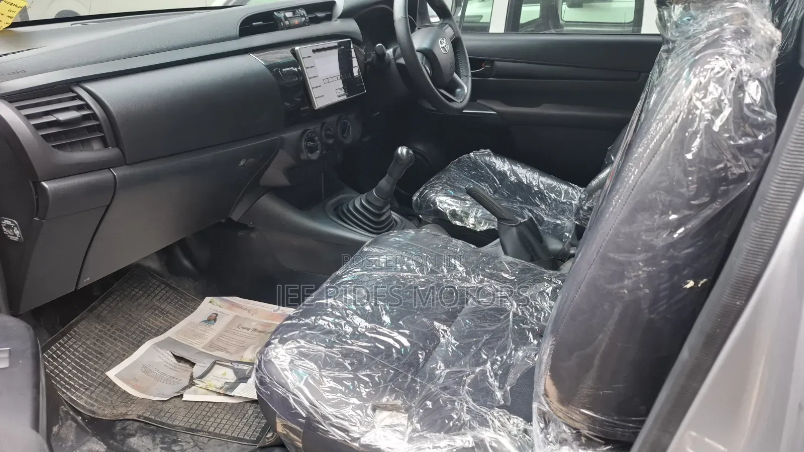 Toyota Hilux 2019 Gray