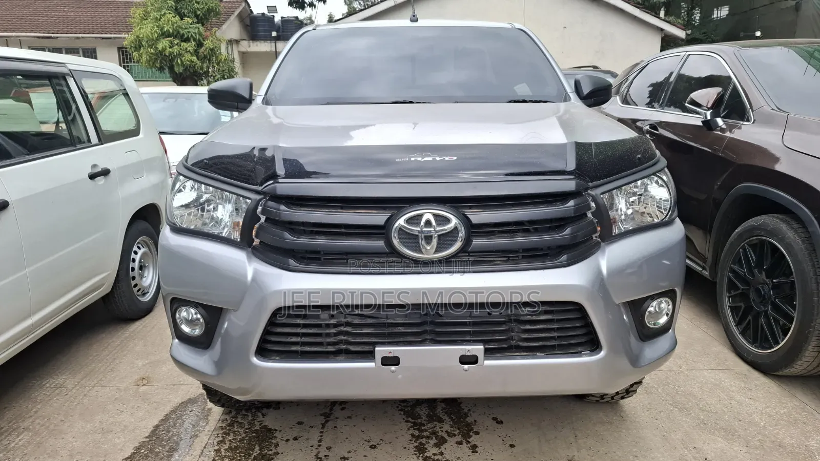 Toyota Hilux 2019 Gray
