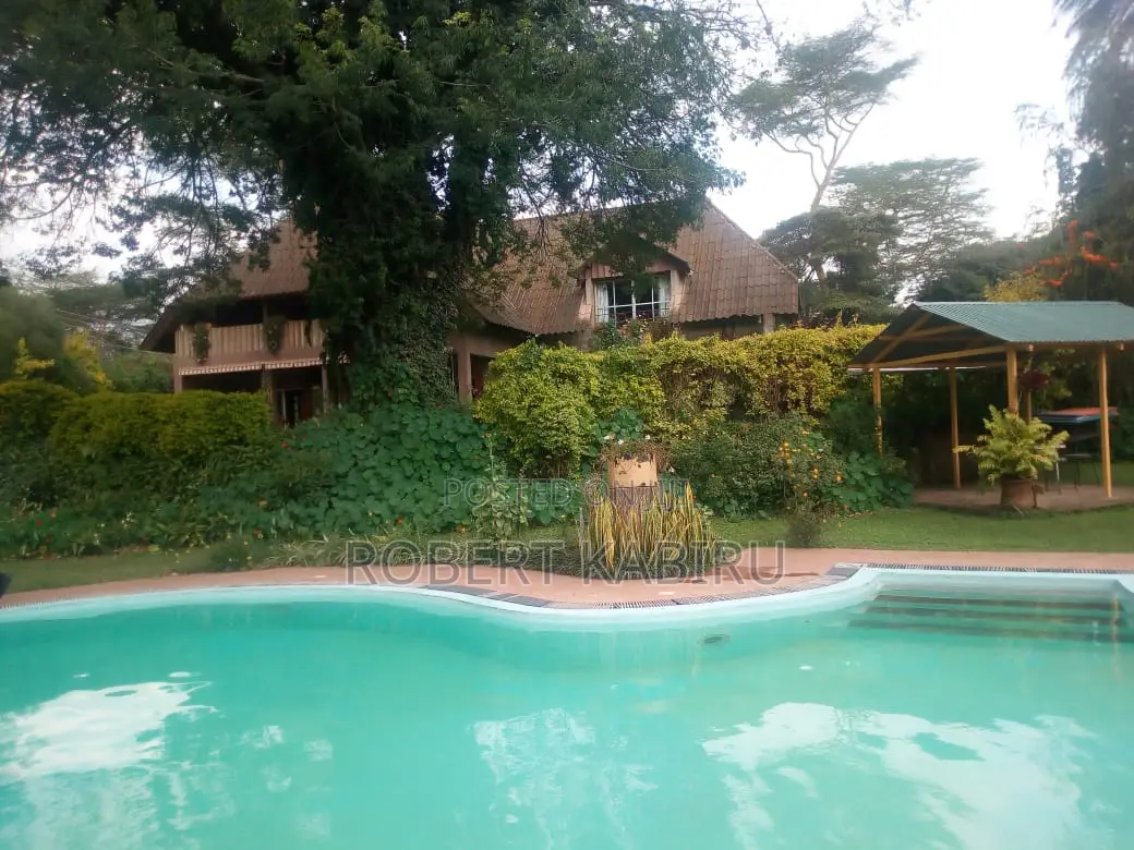 Land for Sale 10 Acres Facing Lake Elementaita